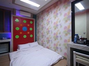 Pohang Wow Motel Exterior photo